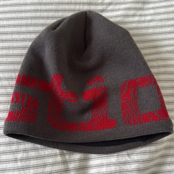 Stio Gray and Red Beanie - Picture 1 of 3